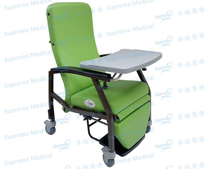 Wheeled Reclined High Back Chair