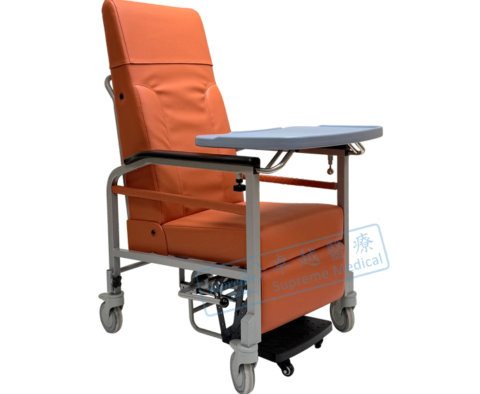 Wheeled Reclined High Back Chair